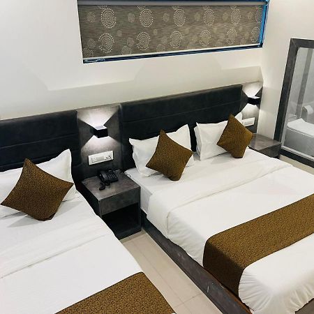 Hotel Lime Wood Bombaj Zewnętrze zdjęcie