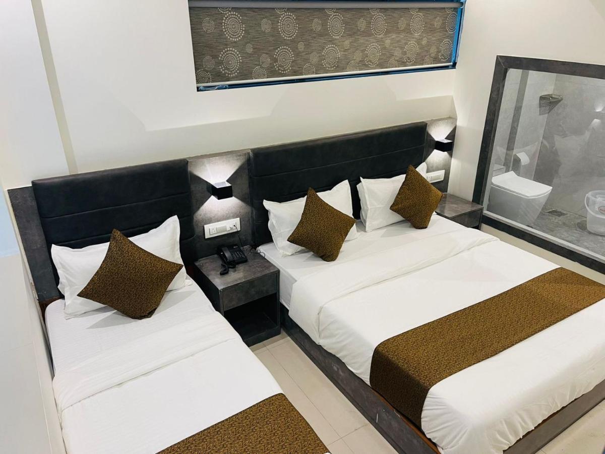 Hotel Lime Wood Bombaj Zewnętrze zdjęcie